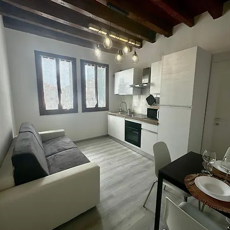 Casa Marian キオッジャ